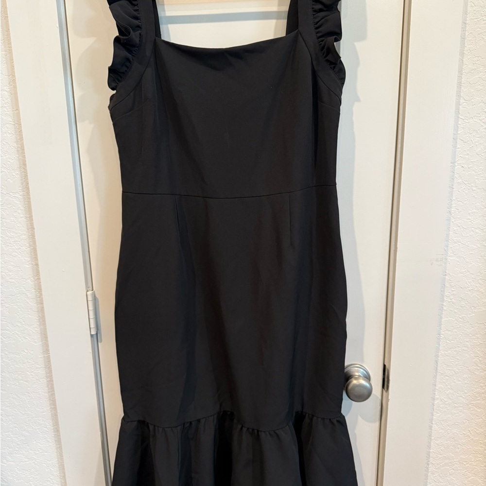 Chelsea28 Black Sleeveless Dress